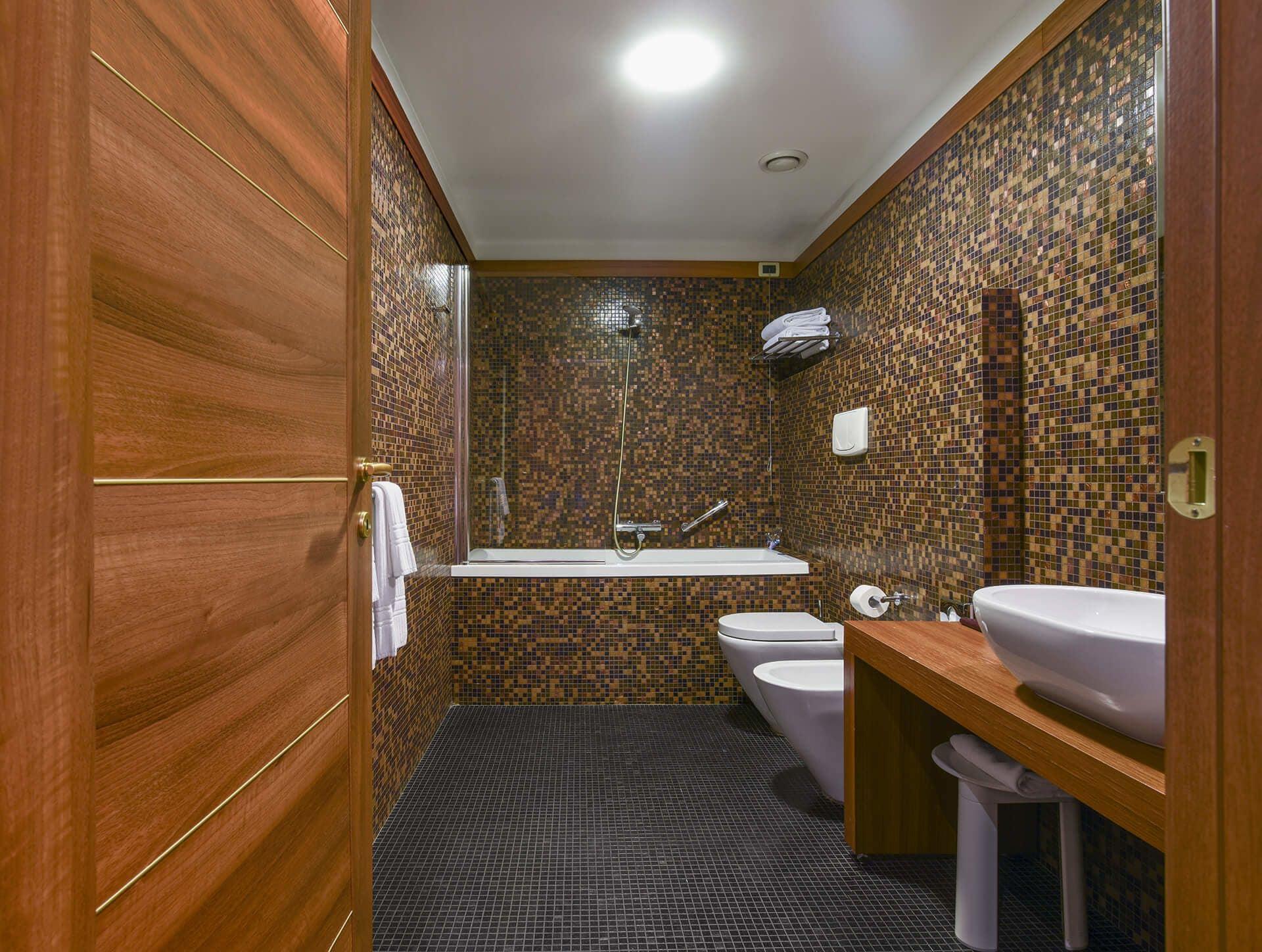 Thai Si Royal Thai Spa Lovadina Exterior foto
